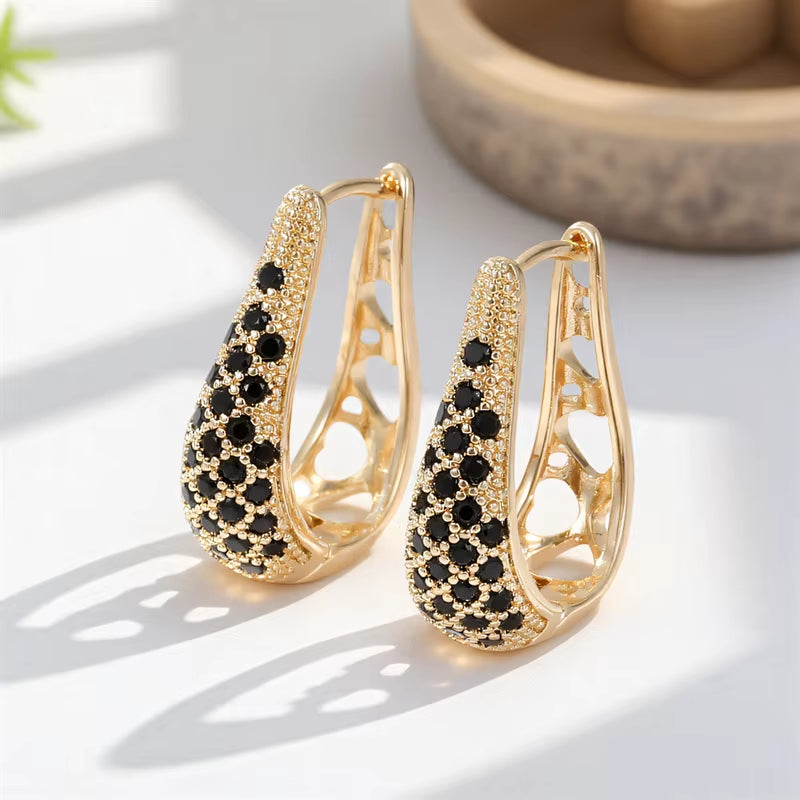 Elegant Crystal Stone, Vintage Gold