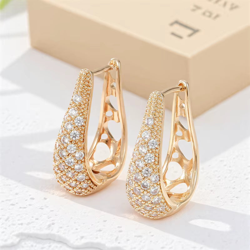 Elegant Crystal Stone, Vintage Gold