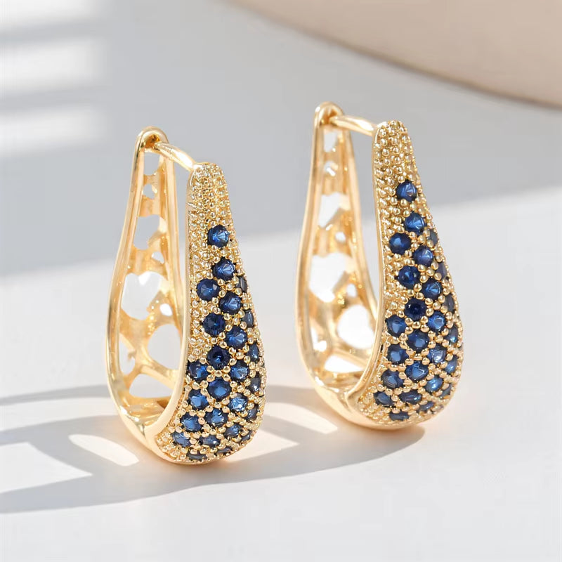 Elegant Crystal Stone, Vintage Gold