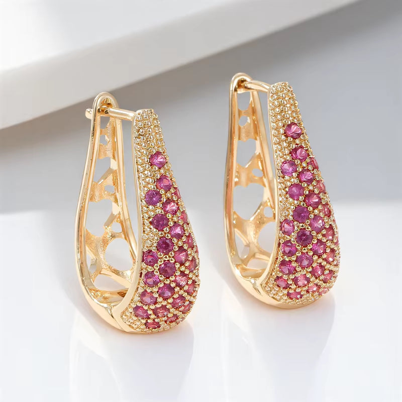 Elegant Crystal Stone, Vintage Gold
