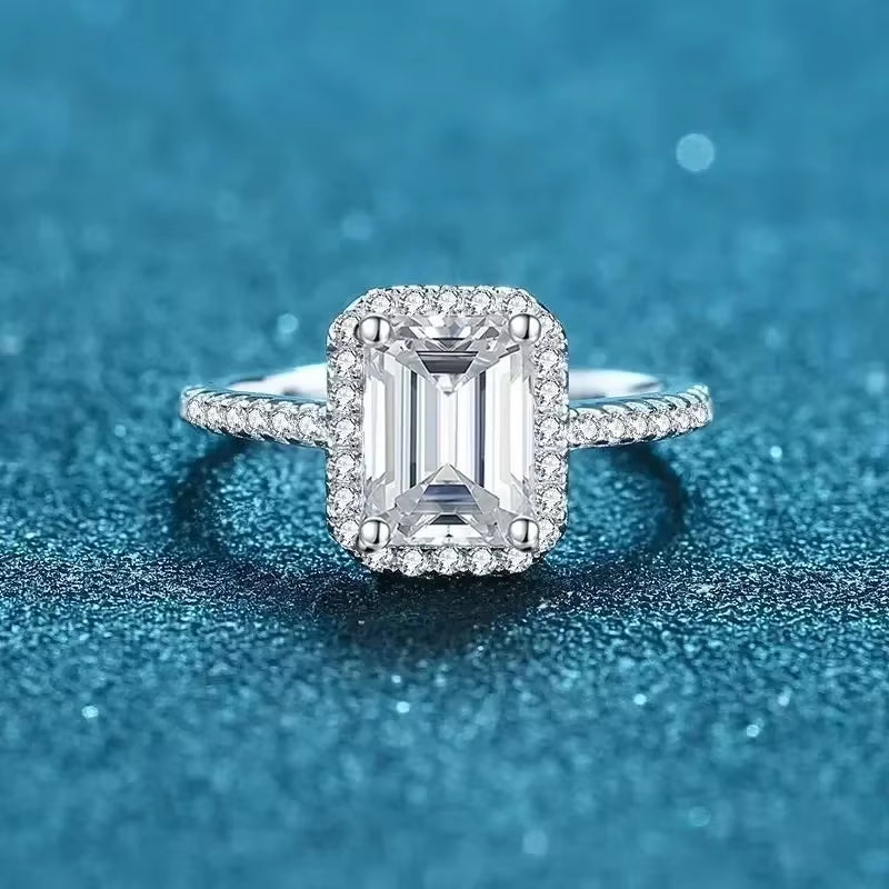 2 Carat Moissanite Diamond Ring 