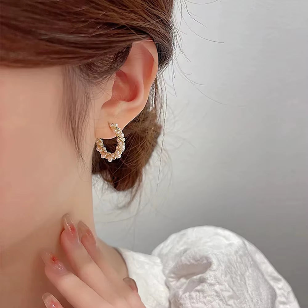 Elegant Circle Pearl Earrings